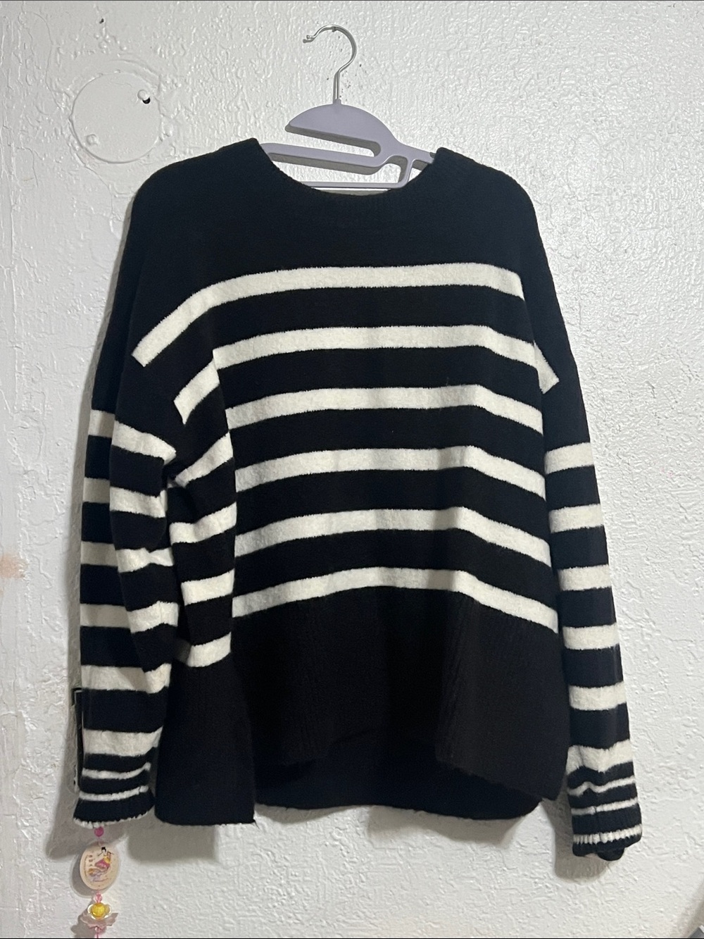 STYLUS Black and White Striped Crewneck Sweater